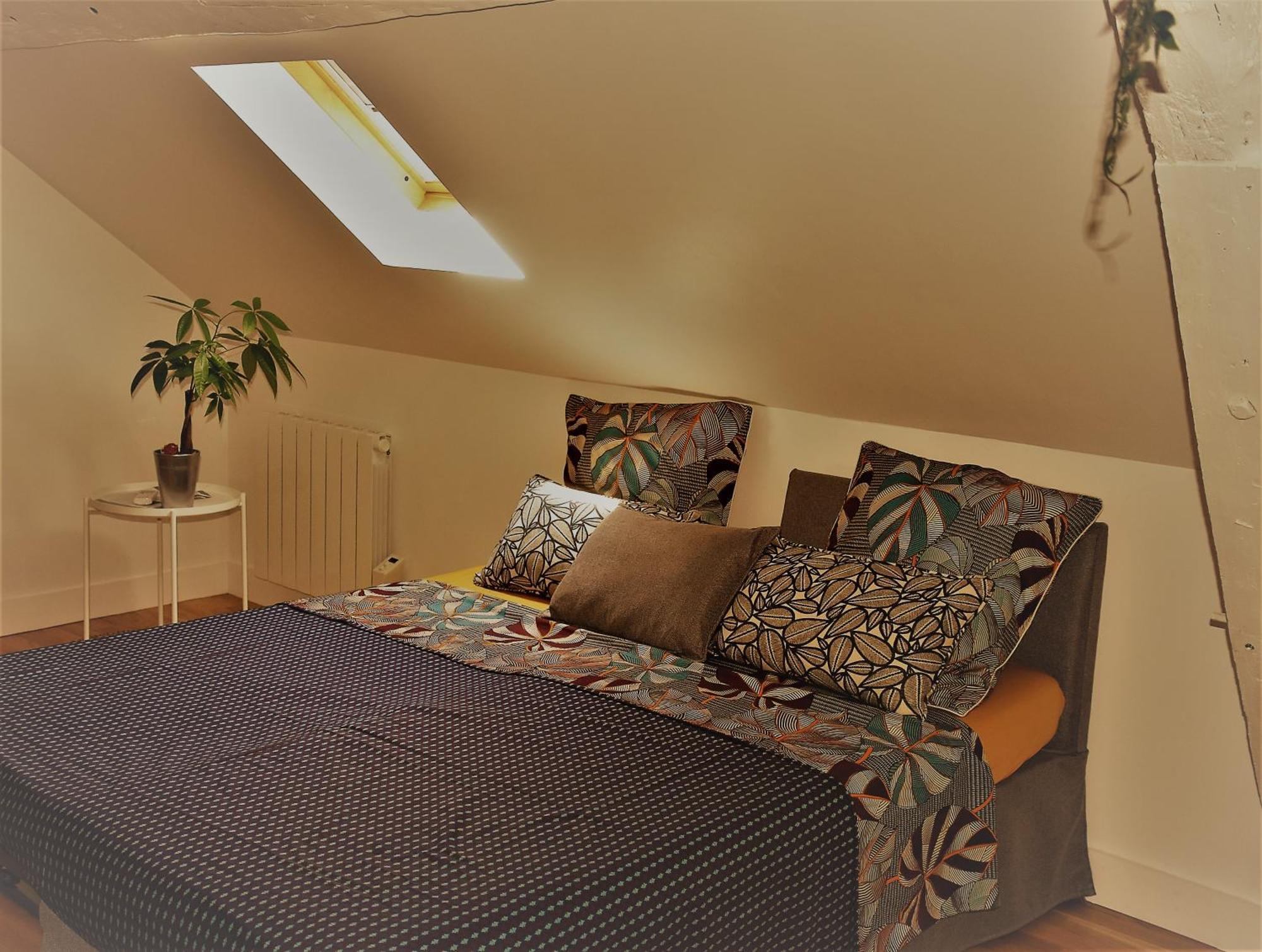 Quietude Au Bord De Loire. Apartamento Orléans Exterior foto